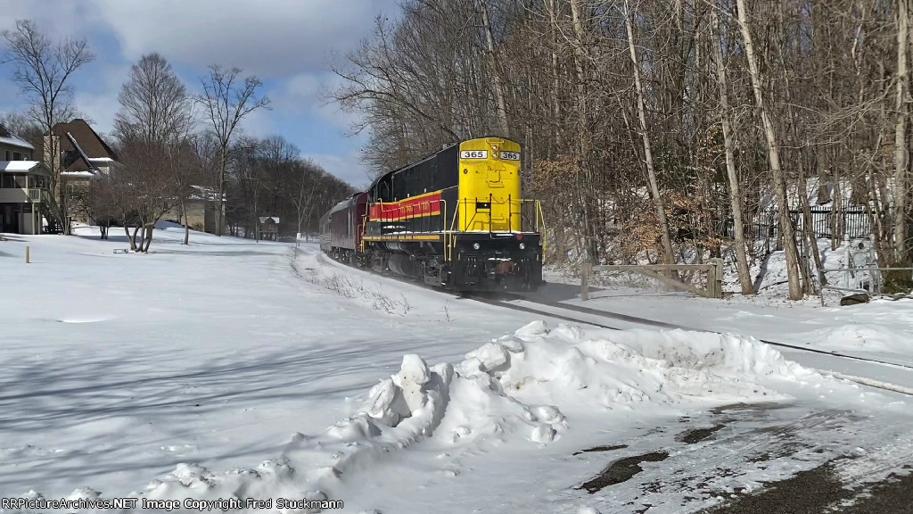 CVSR 365 drags a bit of winter behind it.